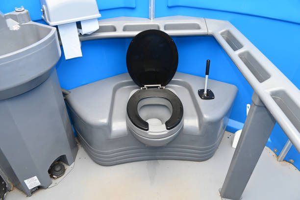 Portable Toilet Options We Offer in Dupo, IL
